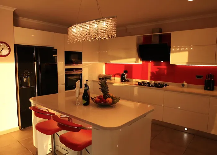 Darymine Villa *